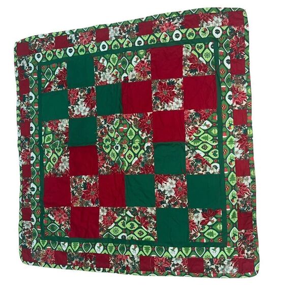 Patchwork Quilt 45” Square Christmas Holiday Handcrafted Red Green - Picture 1 of 7